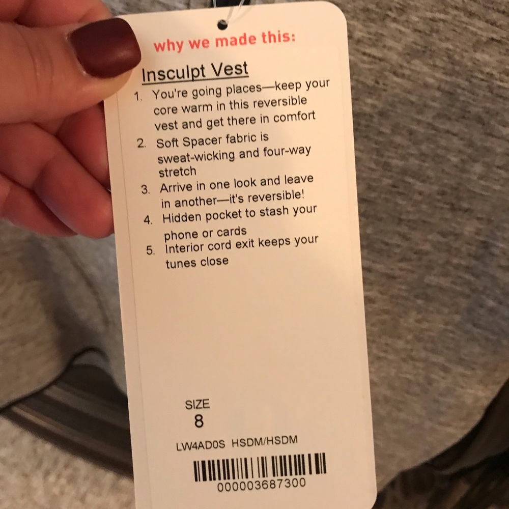 NWT lululemon insculpt vest - Picture 3 of 4